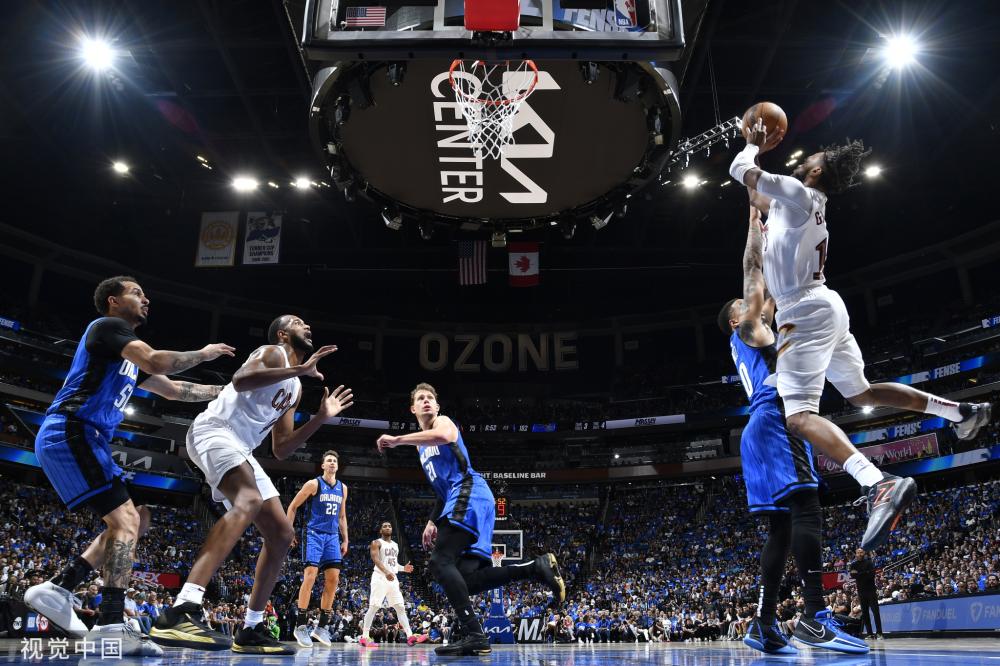 滕哈格在比 滕哈格在比