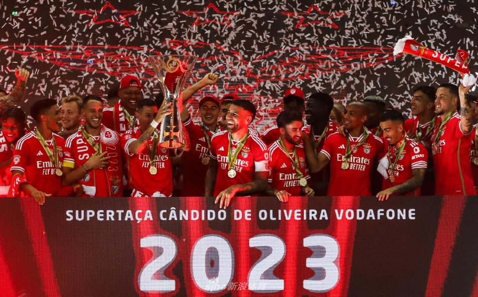 往往伴随着 往往伴随着